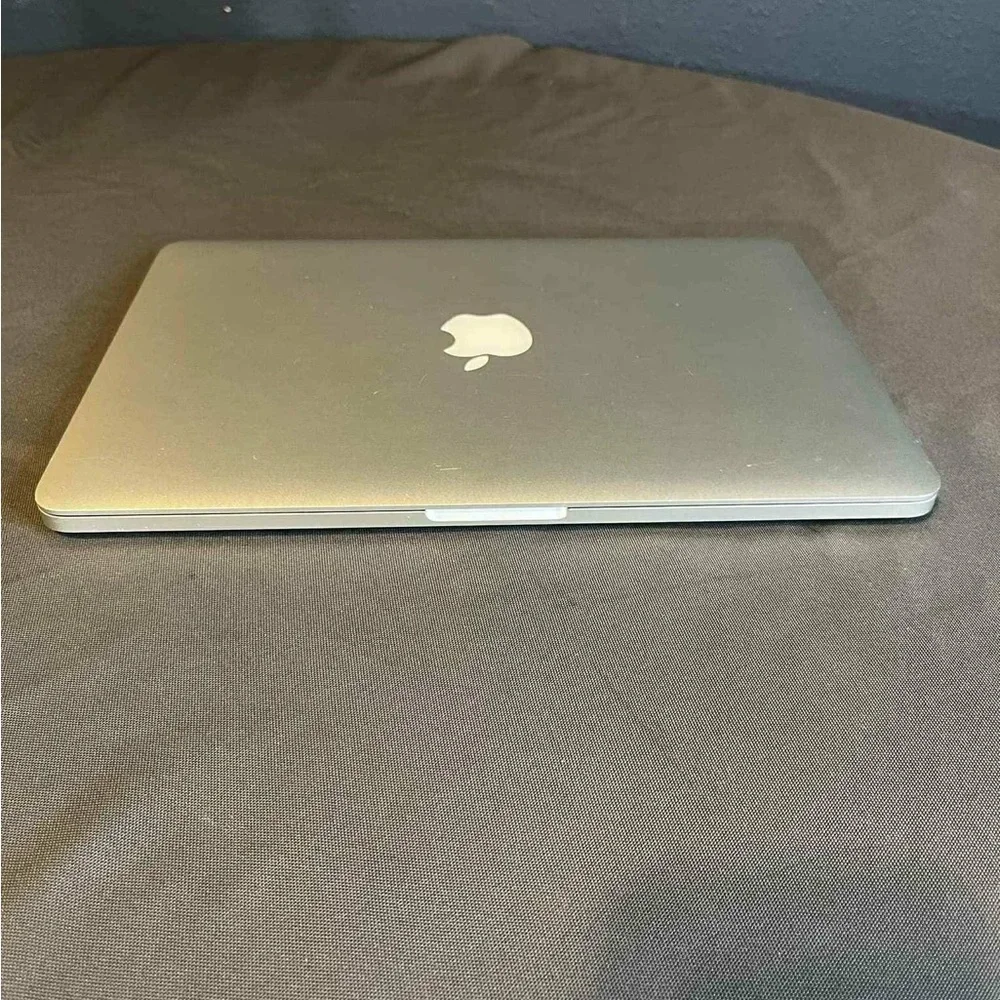 Apple MacBook Pro 13